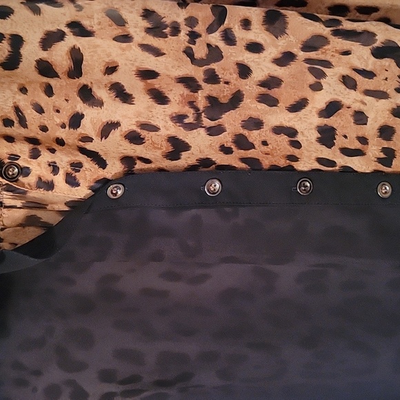 Summery, sleeveless animal print too, M - Picture 2 of 4